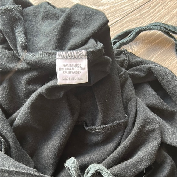 Black Sleeveless Dress with Drawstring Detail - Picture 6 of 7